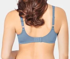 Triumph Shop -Triumph Shop webp.net resizeimage 12 1 e8713e61 9b5d 430f bb14 f830c02b8508